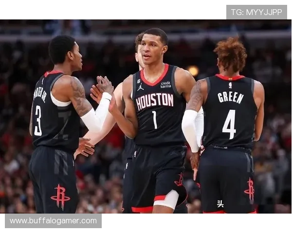 美因茨防守体系创新升级,球队后防线状态回暖面临新挑战