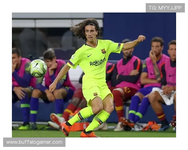 德国转会窗口再掀波澜，多队争抢明星球员的市场动态分析