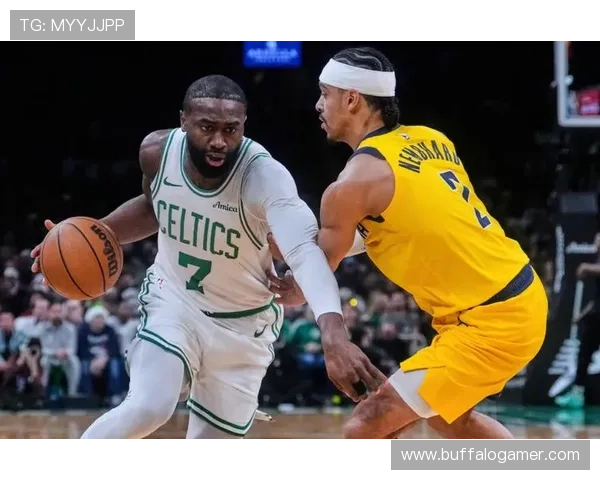 杰伦·布朗突破拉开湖人防线，关键回合得分效率提升显著